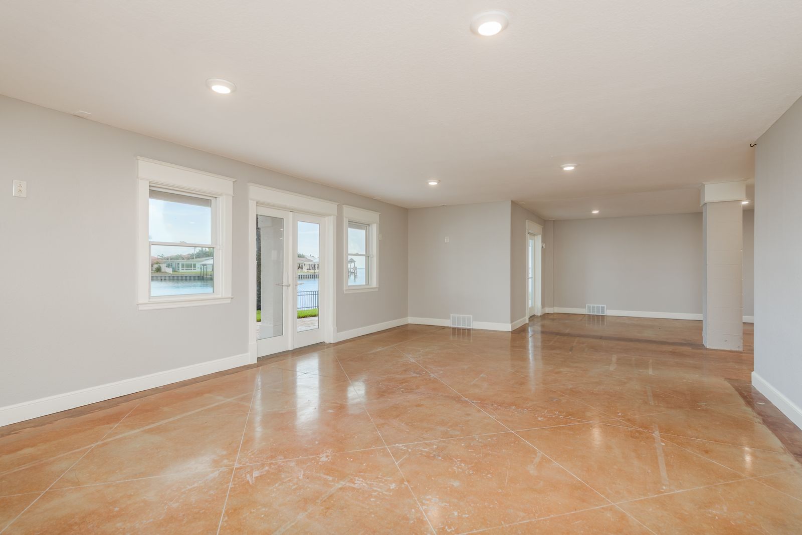 Clearwater, Florida, 33767, United States, 5 Bedrooms Bedrooms, ,5 BathroomsBathrooms,Residential,For Sale,1984474