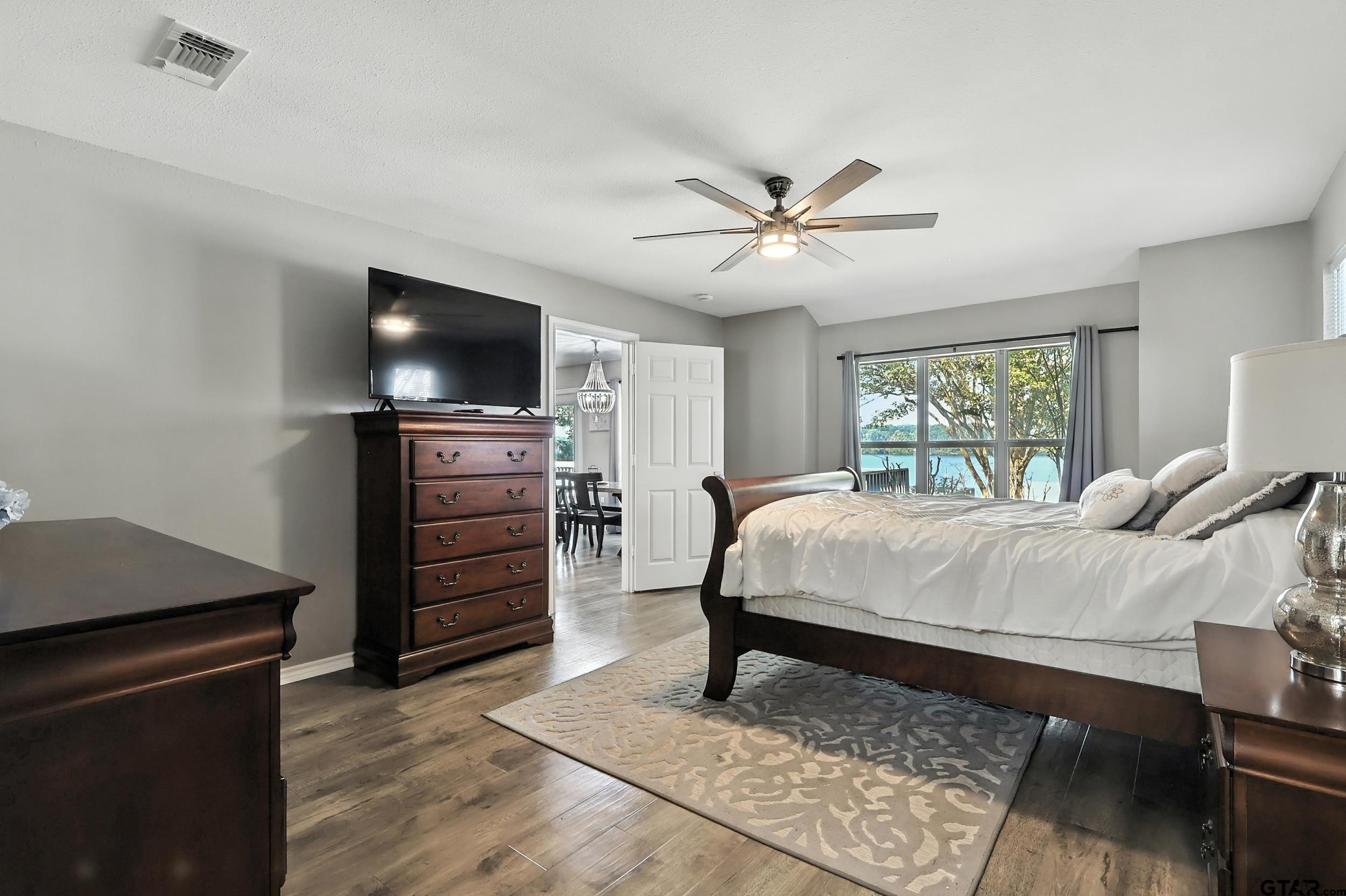 Pittsburg, Texas, 75686, United States, 3 Bedrooms Bedrooms, ,3 BathroomsBathrooms,Residential,For Sale,1977166