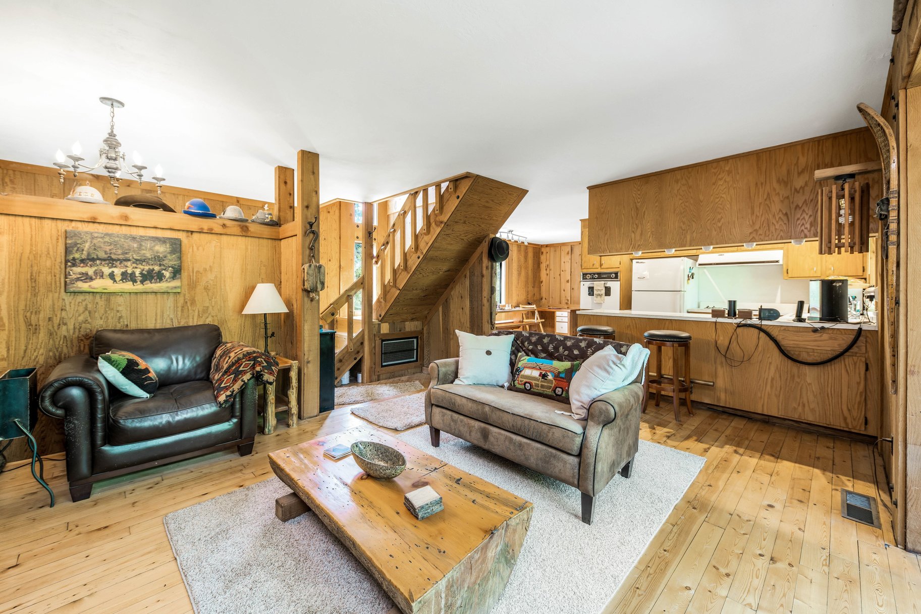  Rare, 10-acre parcel with house minutes from Tahoe City - 物件實景