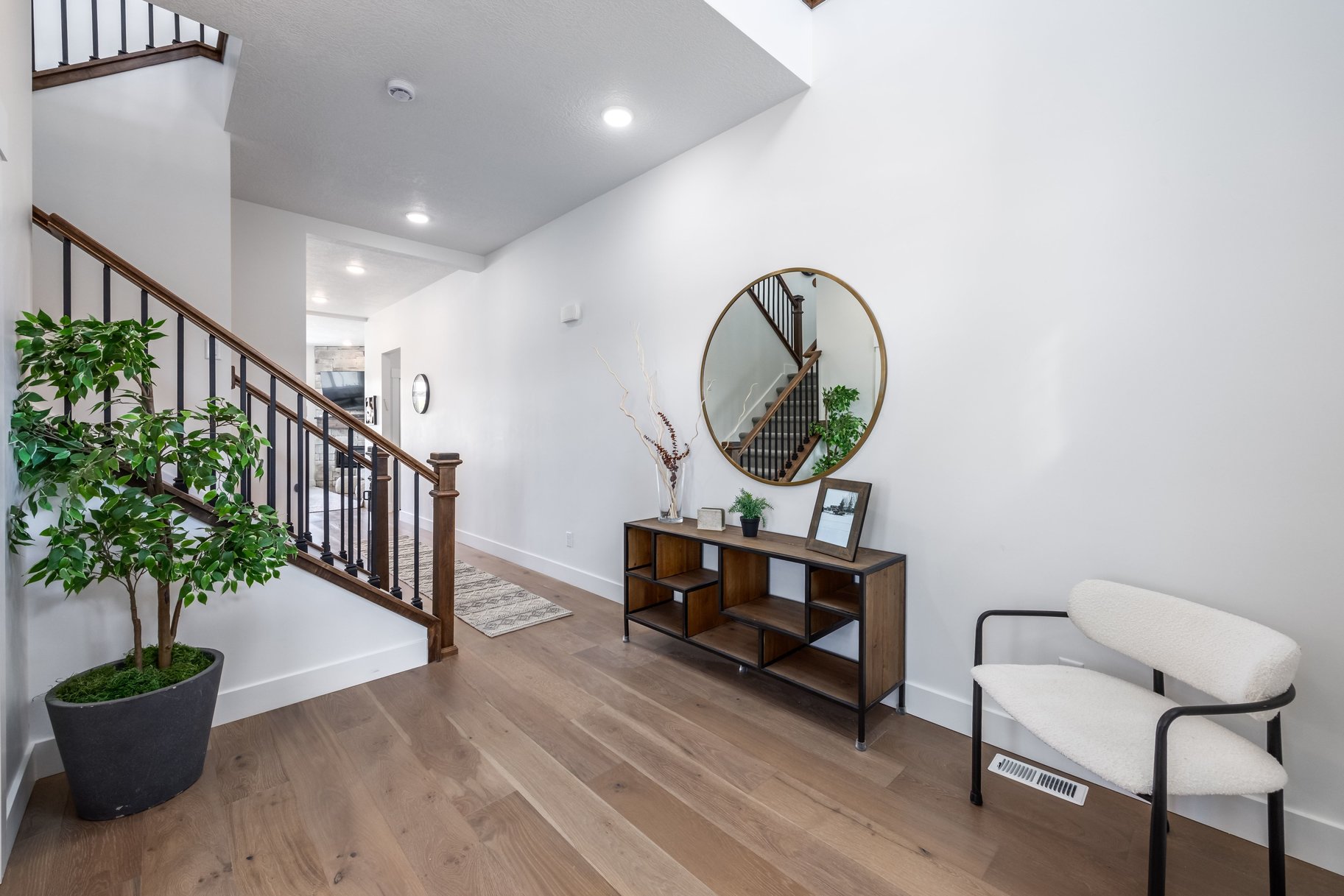  Fully Furnished Luxury Residence with Unmatched Finishes and Views - 物件實景