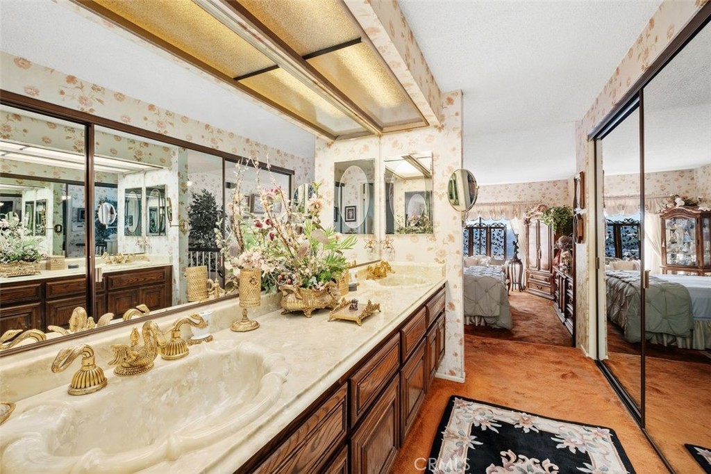 Mission Viejo, California, 92692, United States, 2 Bedrooms Bedrooms, ,1 BathroomBathrooms,Residential,For Sale,1989718