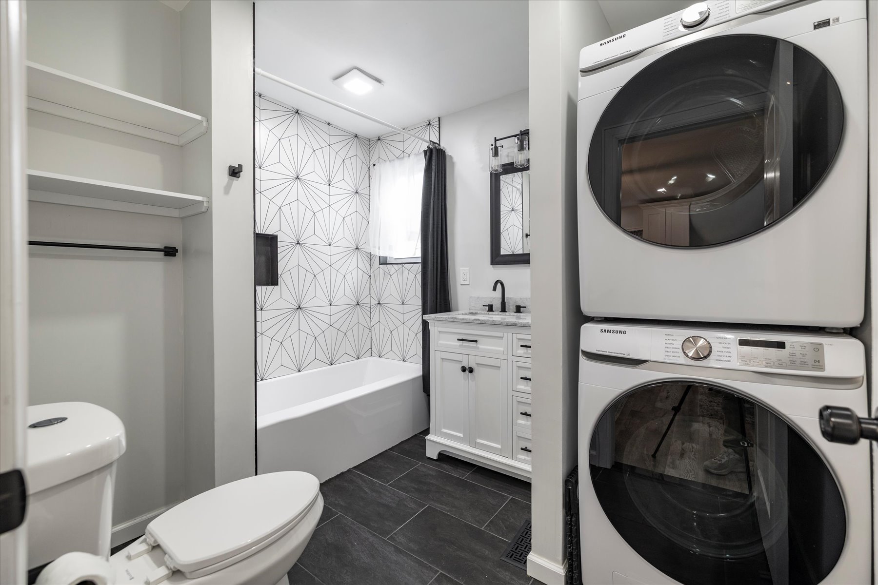  210 N Delaware Avenue, Massapequa, NY, 11758 - 物件實景