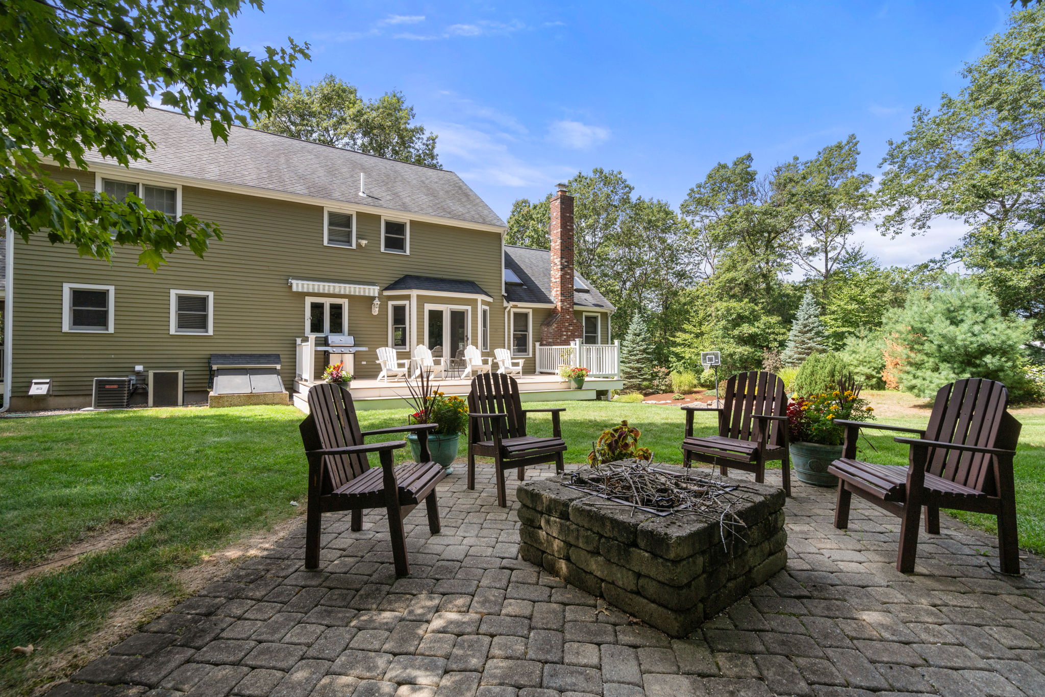  77 Azalea Road, Sharon, MA, 02067 - 物件實景