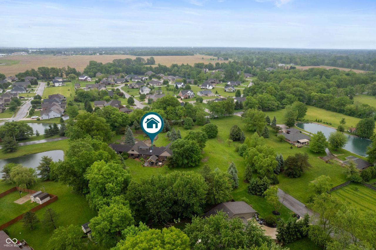 Muncie, Indiana, 47304, United States, 4 Bedrooms Bedrooms, ,5 BathroomsBathrooms,Residential,For Sale,1828305