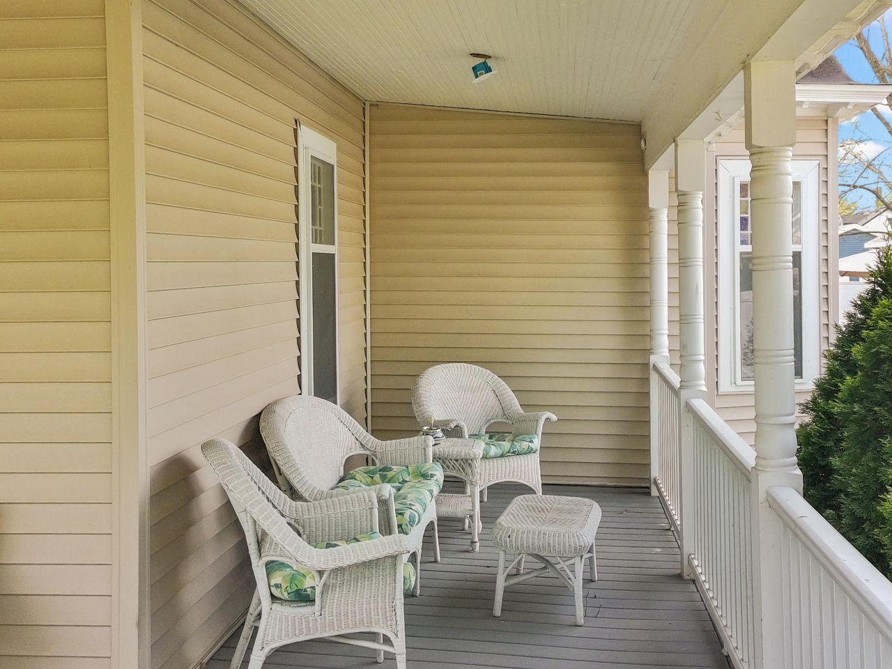 Lake Geneva, Wisconsin, 53147, United States, 4 Bedrooms Bedrooms, ,2 BathroomsBathrooms,Residential,For Sale,1849872
