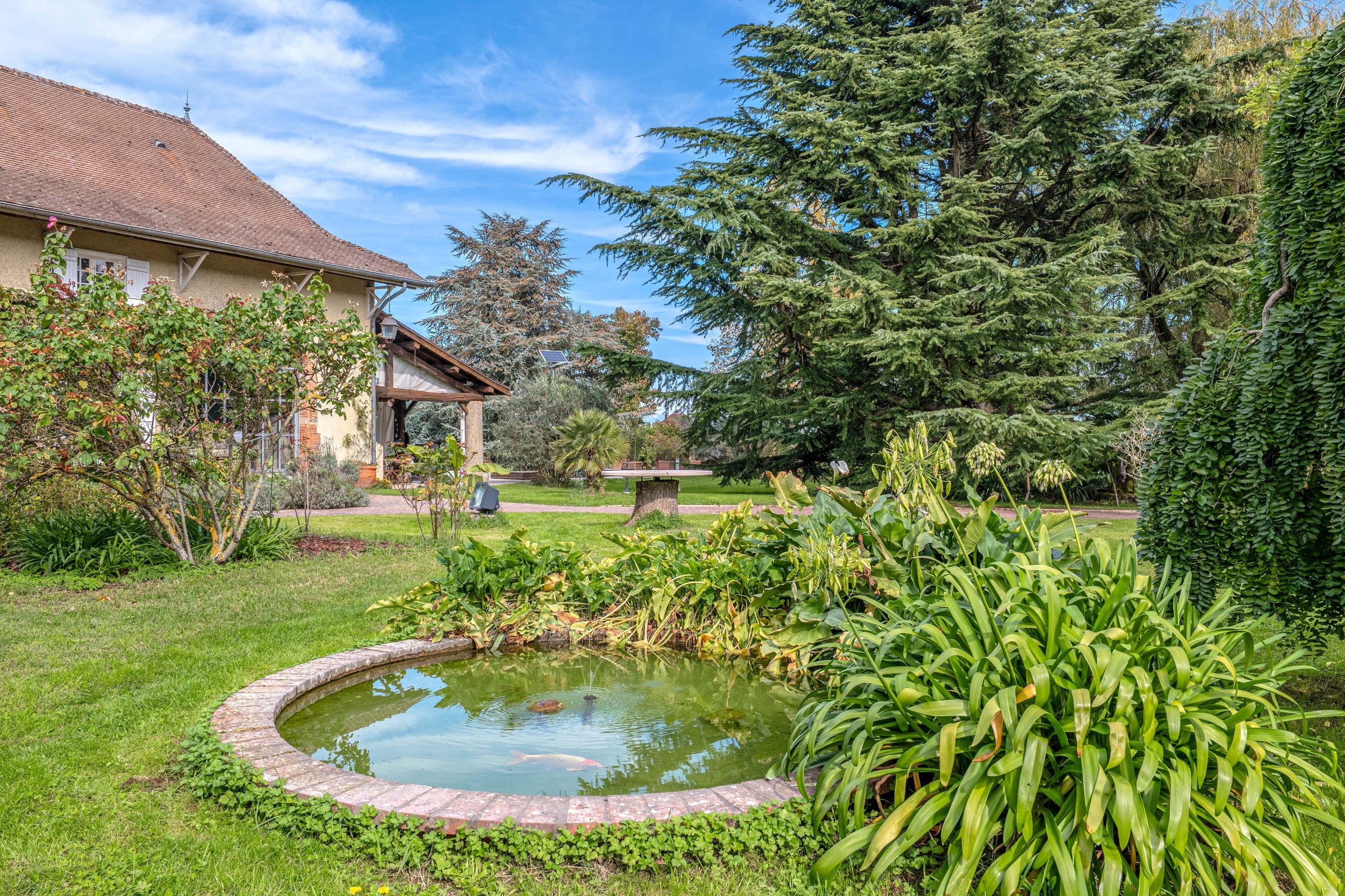  13th-Century Manor Estate – Elegance, Heritage & Art of Living - 物件實景
