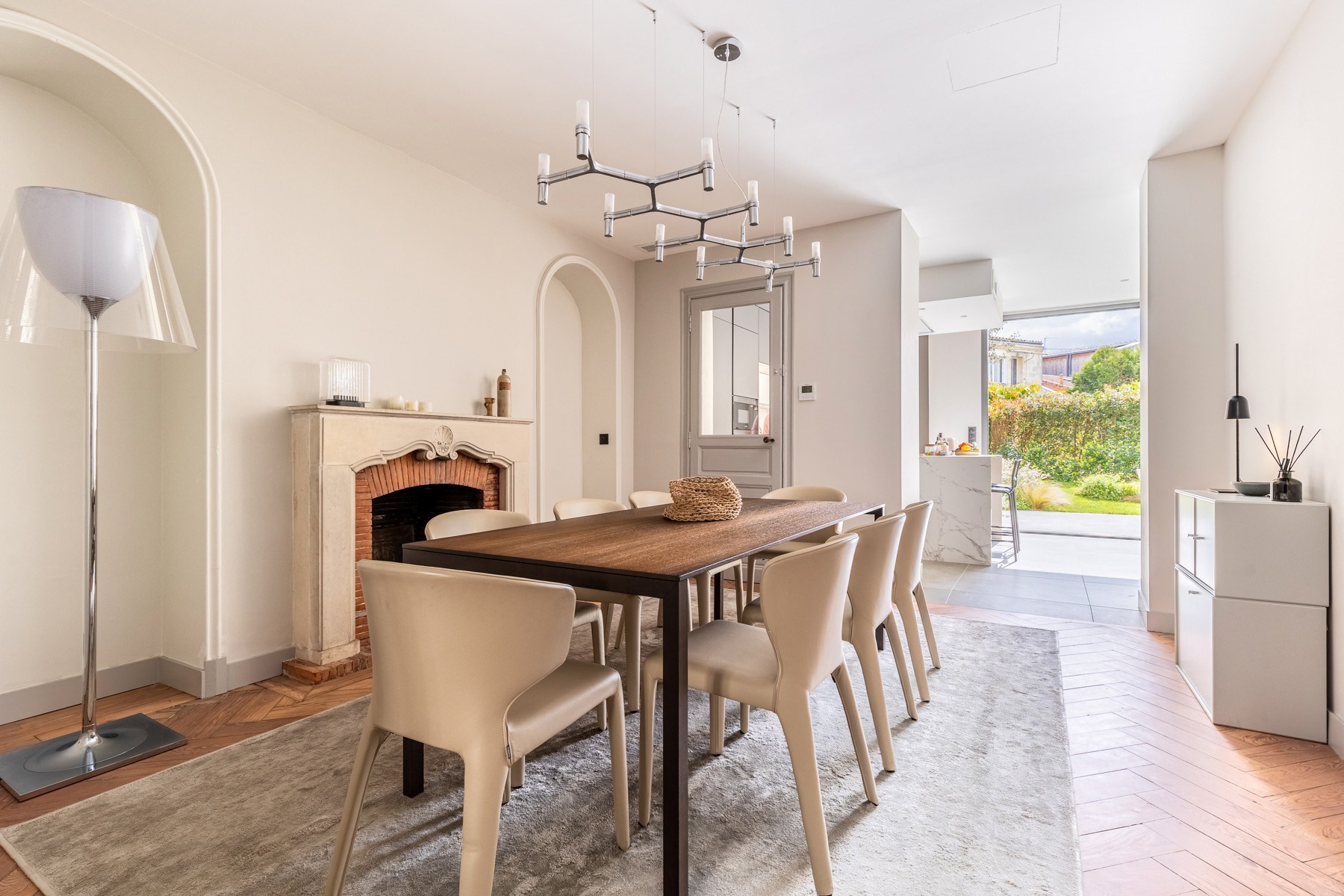  BORDEAUX SAINT-SEURIN - PRIVATE MANSION  - TERRACE/GARDEN - 5 BEDROOMS - PARKING - 物件實景