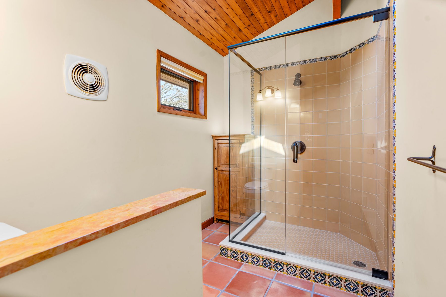  Unique Contemporary - 物件實景