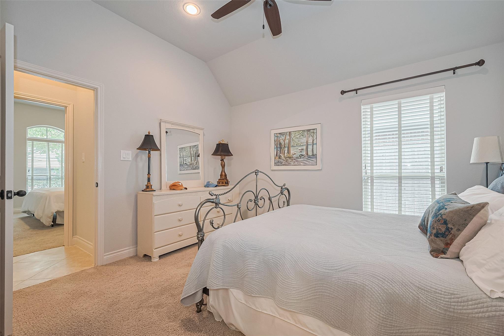 Katy, Texas, 77493, United States, 4 Bedrooms Bedrooms, ,4 BathroomsBathrooms,Residential,For Sale,1982754