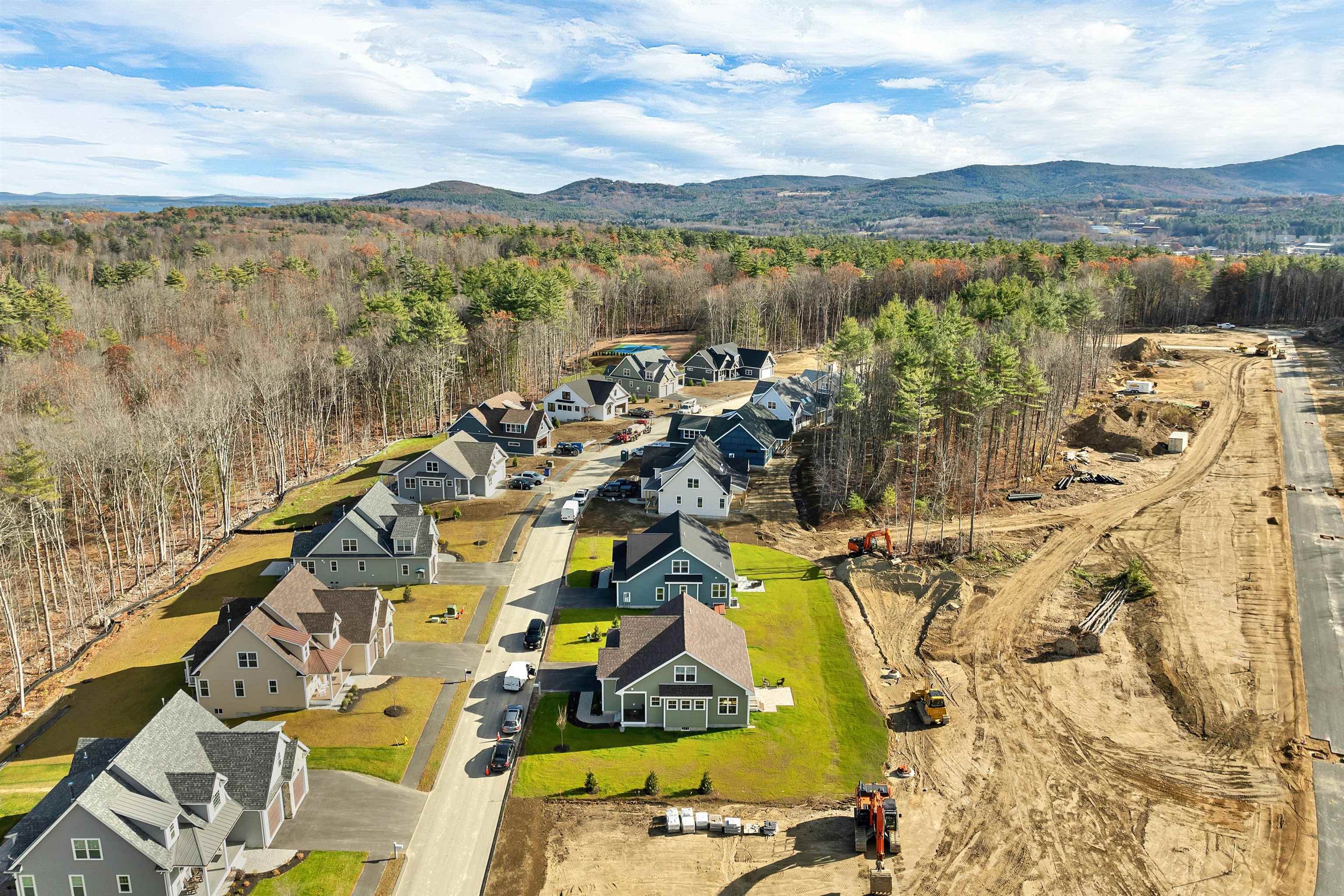 Laconia, New Hampshire, 03246, United States, 3 Bedrooms Bedrooms, ,3 BathroomsBathrooms,Residential,For Sale,1999795