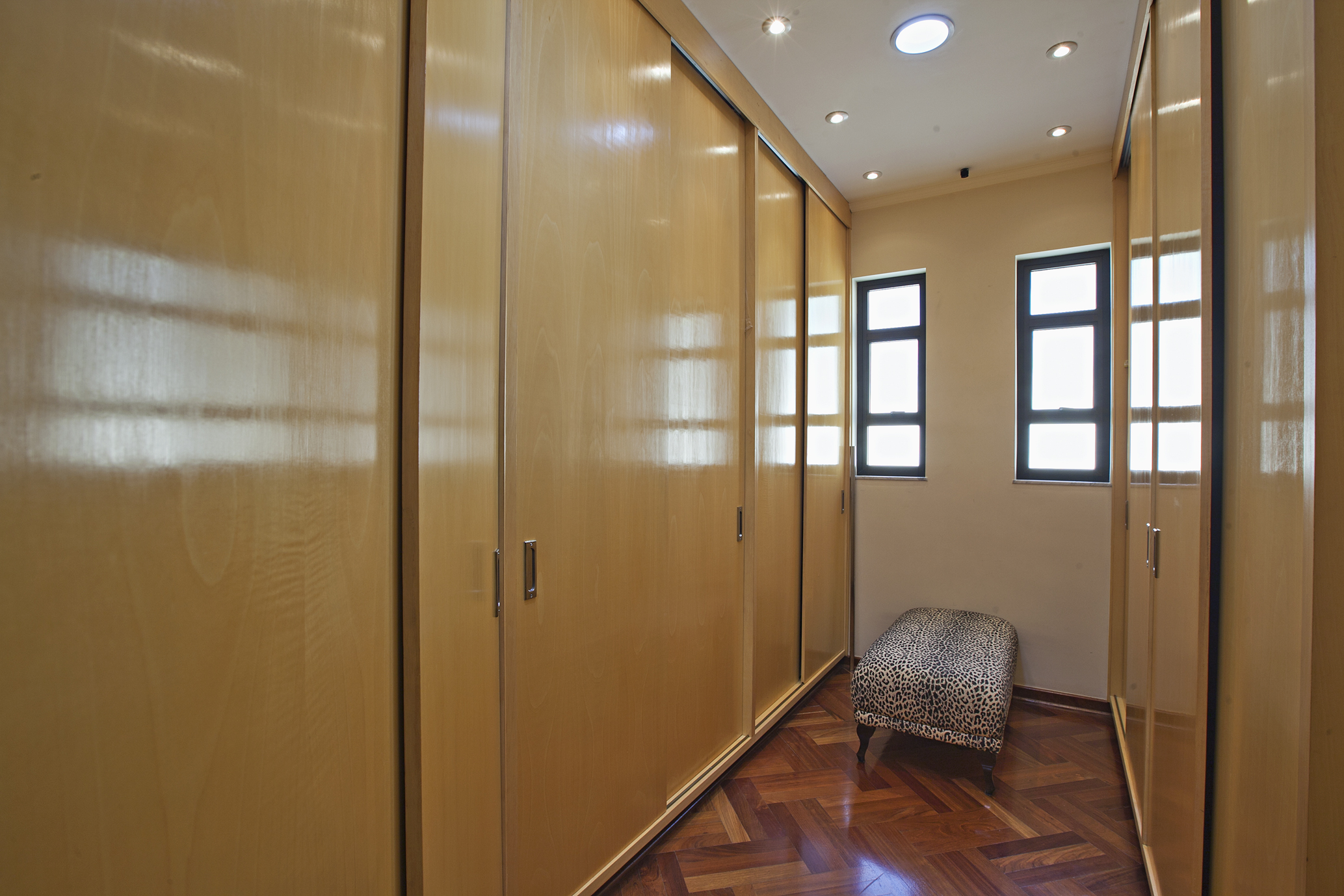  Spacious house with library - 物件實景