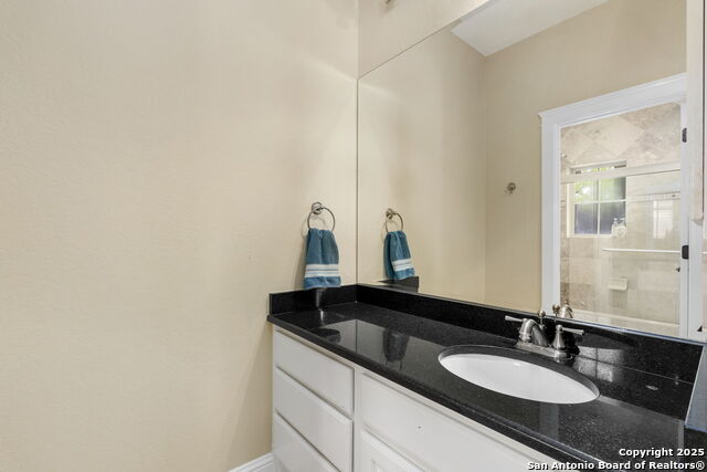 Boerne, Texas, 78015, United States, 5 Bedrooms Bedrooms, ,5 BathroomsBathrooms,Residential,For Sale,1784913