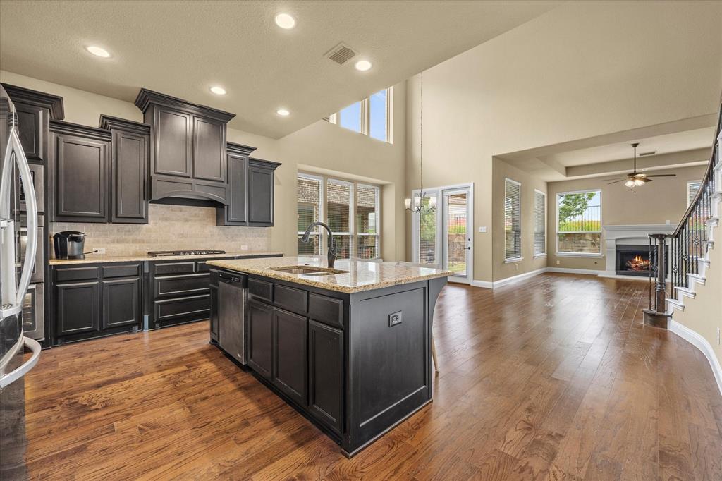 Heath, Texas, 75126, United States, 4 Bedrooms Bedrooms, ,4 BathroomsBathrooms,Residential,For Sale,1708060