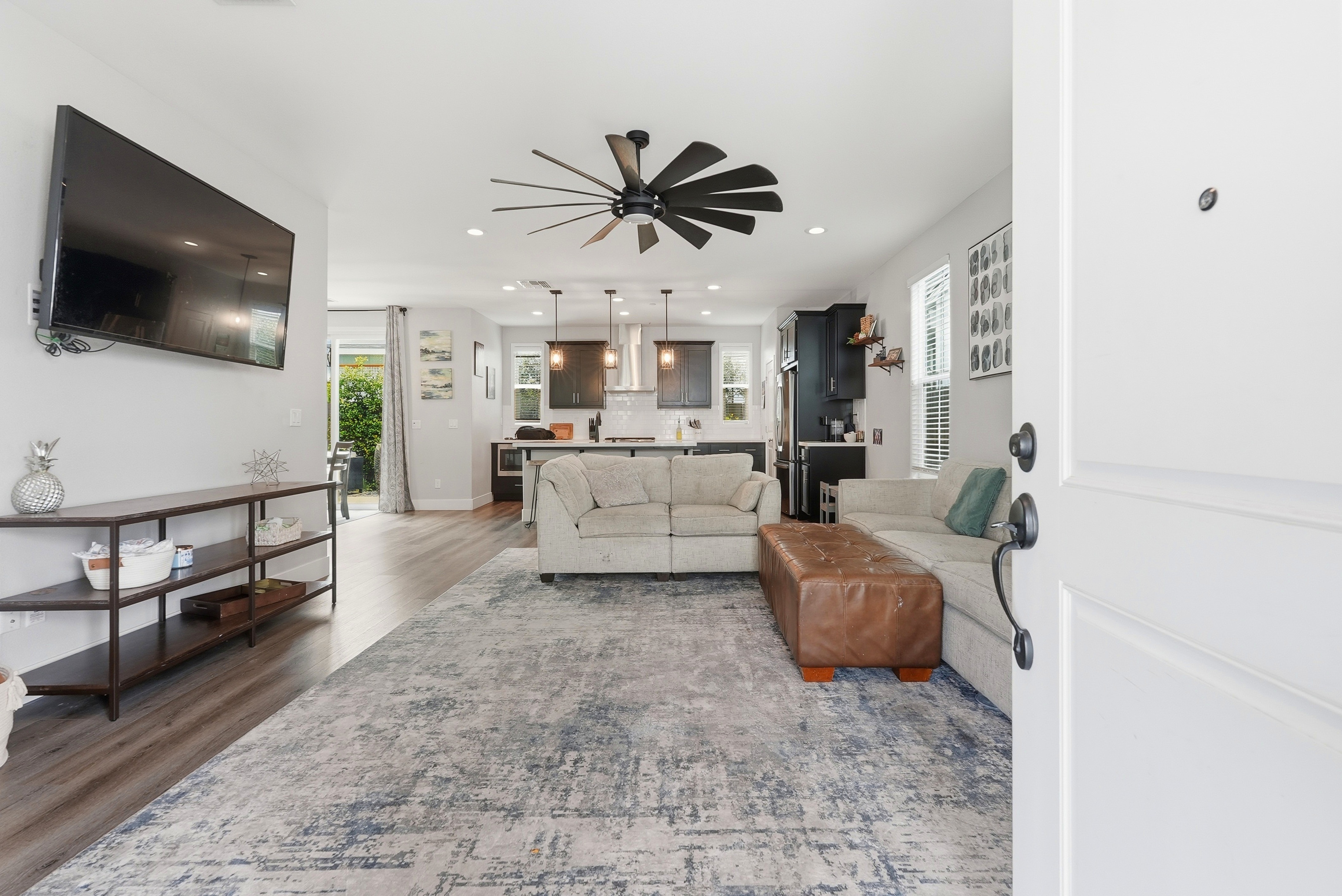  673 Silo Street, Folsom, CA 95630 - 物件實景
