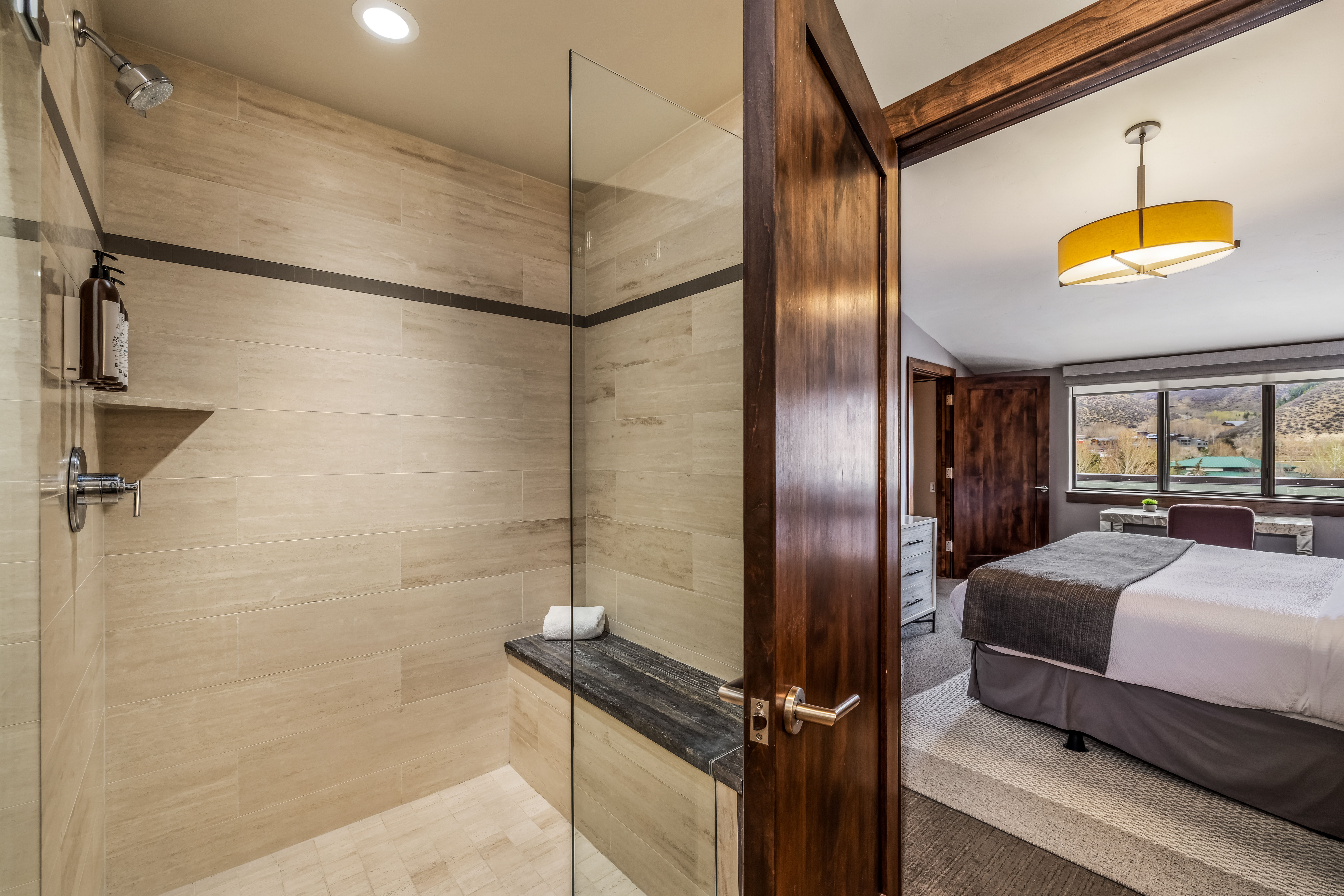  137 Benchmark Road, Avon, CO, 81620 - 物件實景