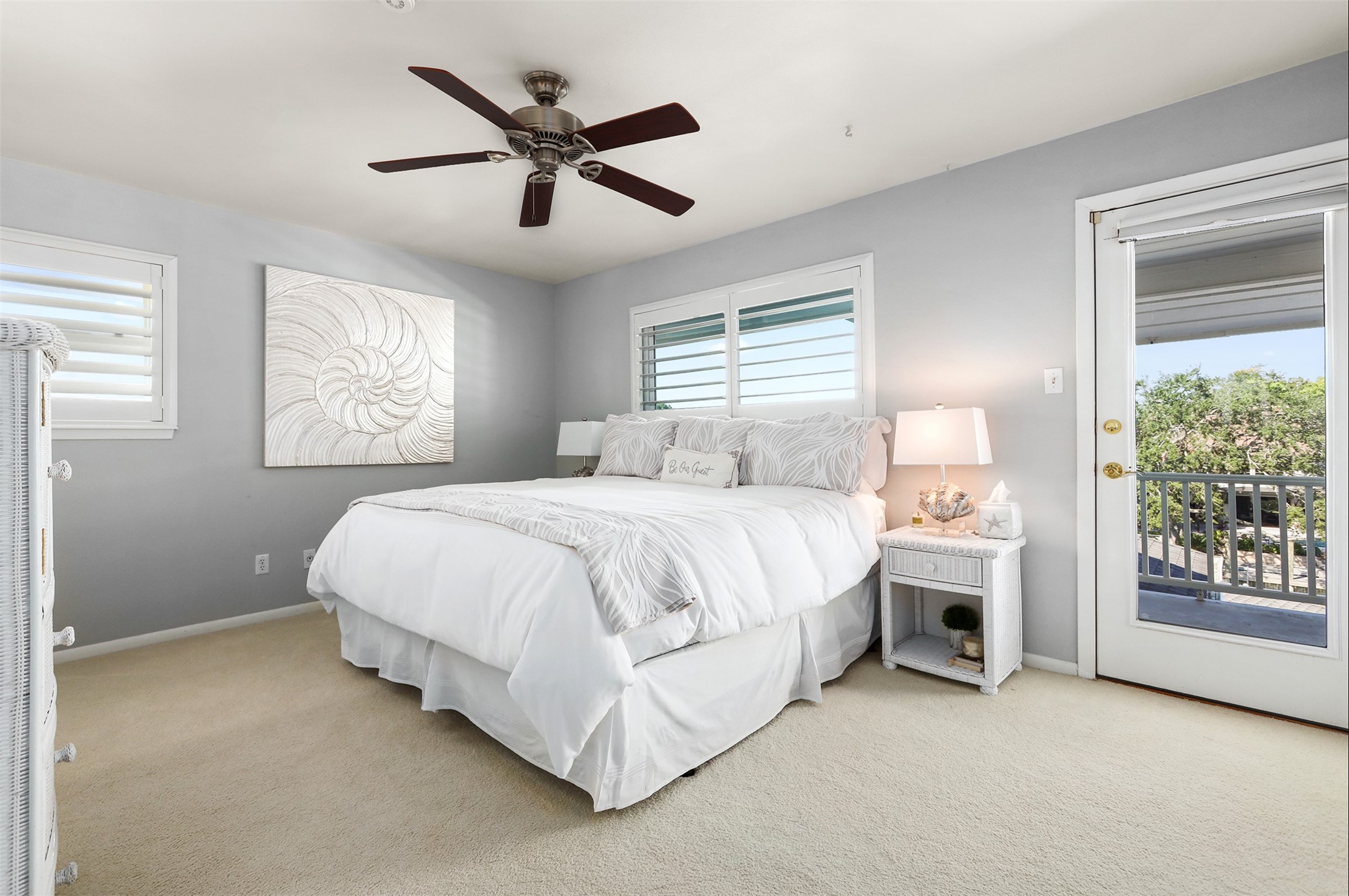 Nassau Bay, Texas, 77058, United States, 5 Bedrooms Bedrooms, ,5 BathroomsBathrooms,Residential,For Sale,1988330