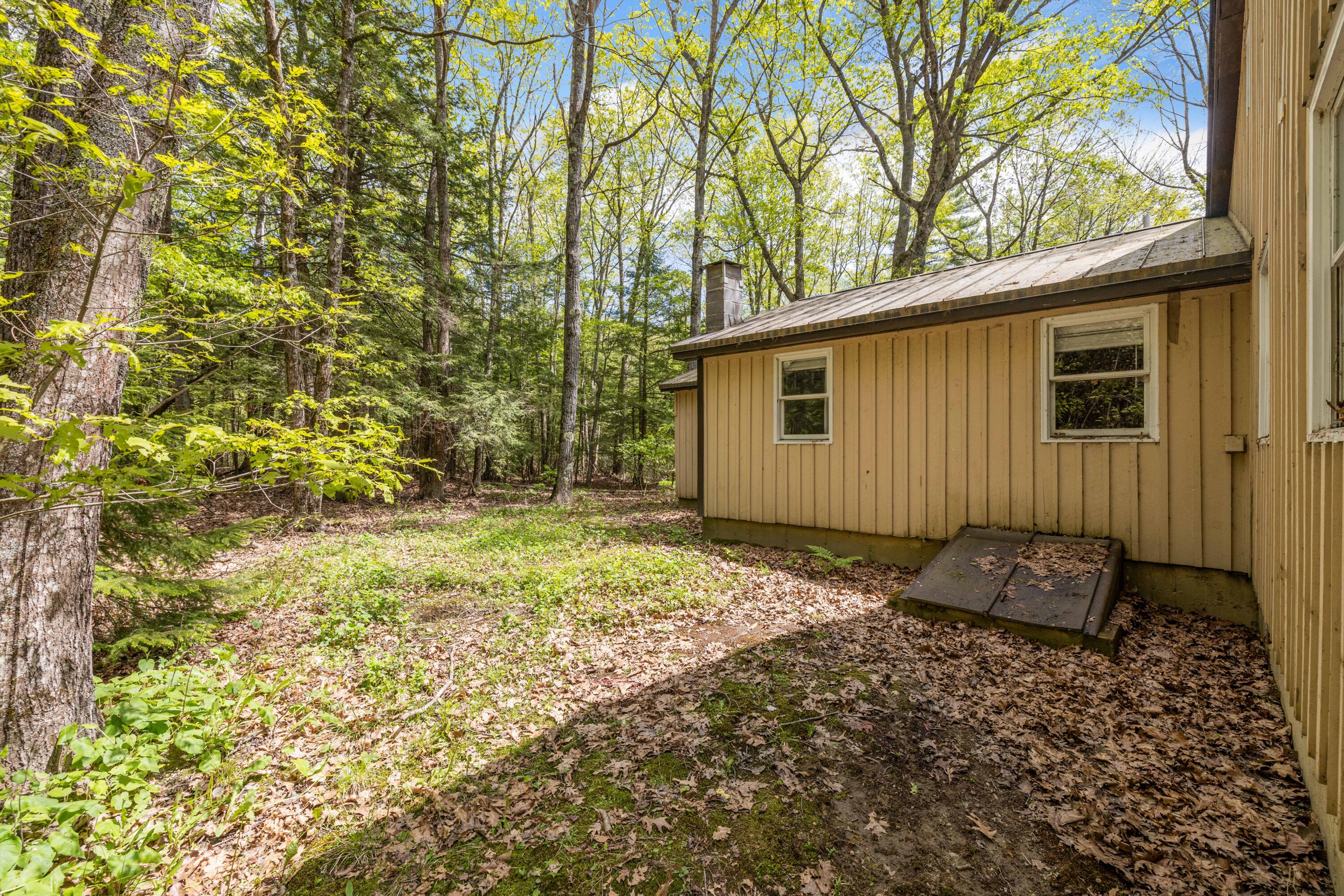 Topsham, Maine, 04086, United States, 4 Bedrooms Bedrooms, ,2 BathroomsBathrooms,Residential,For Sale,1838332
