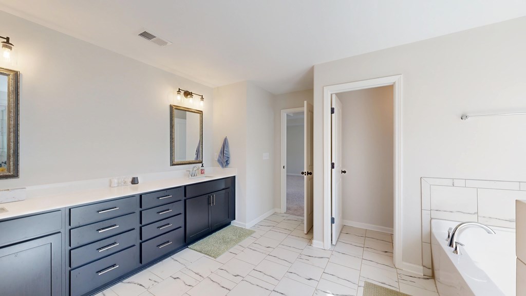 Cataula, Georgia, 31804, United States, 5 Bedrooms Bedrooms, ,5 BathroomsBathrooms,Residential,For Sale,1996944