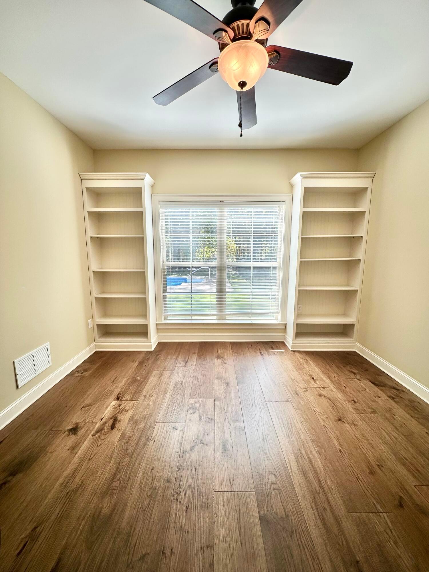 Mooreville, Mississippi, 38857, United States, 4 Bedrooms Bedrooms, ,3 BathroomsBathrooms,Residential,For Sale,1970025