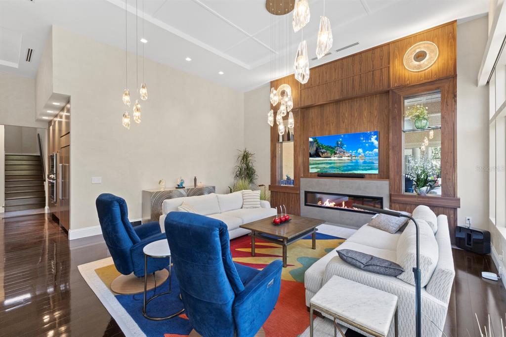 Longboat Key, Florida, 34228, United States, 5 Bedrooms Bedrooms, ,4 BathroomsBathrooms,Residential,For Sale,1785002