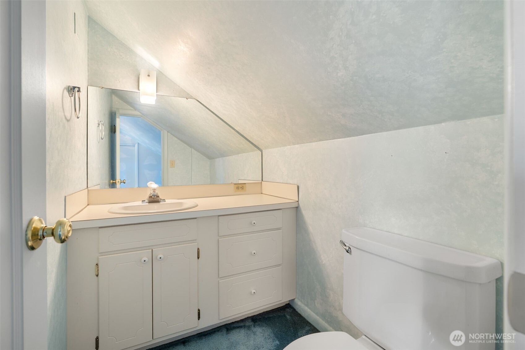 Chehalis, Washington, 98532, United States, 4 Bedrooms Bedrooms, ,3 BathroomsBathrooms,Residential,For Sale,2049062