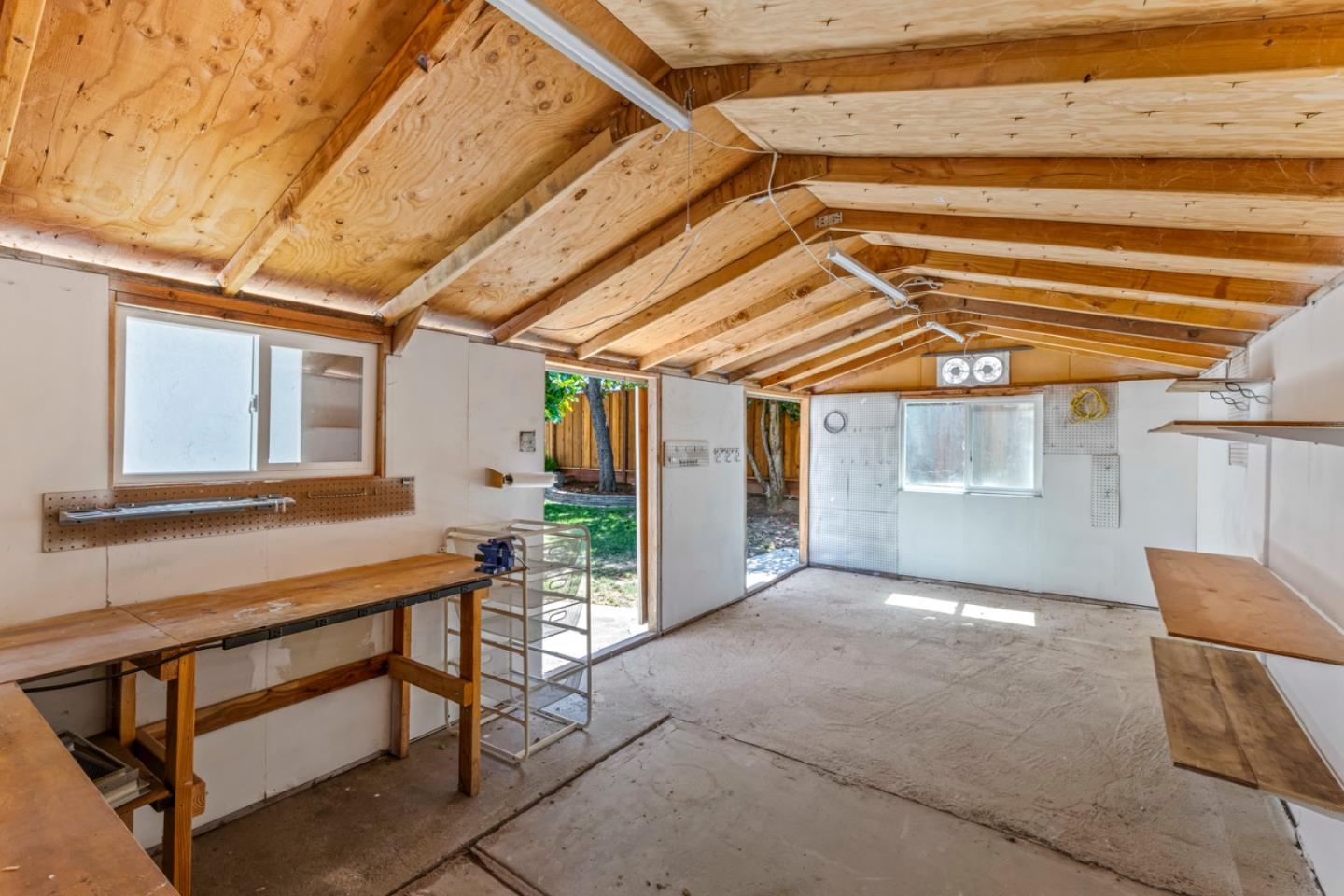 Morgan Hill, California, 95037, United States, 5 Bedrooms Bedrooms, ,3 BathroomsBathrooms,Residential,For Sale,1934202