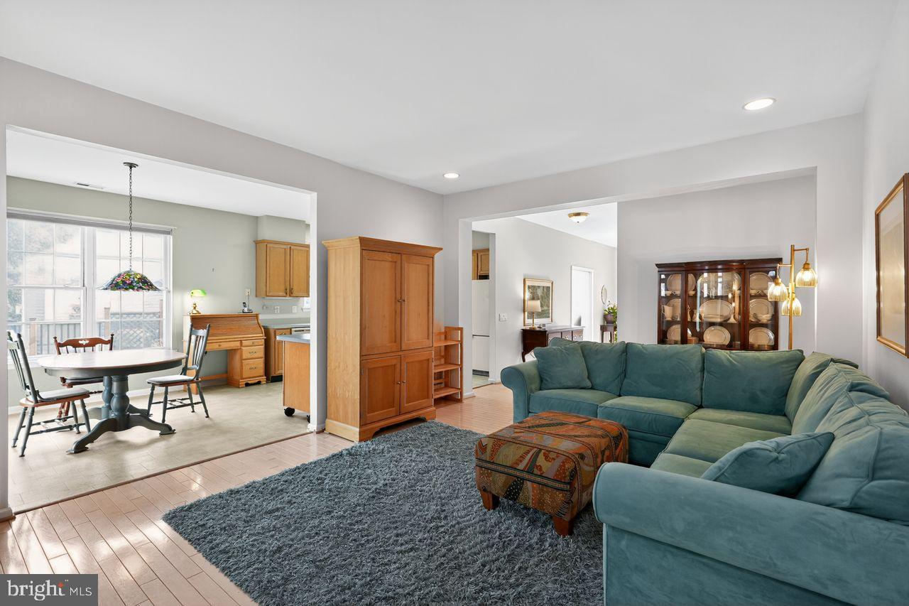 Marlton, New Jersey, 08053, United States, 2 Bedrooms Bedrooms, ,2 BathroomsBathrooms,Residential,For Sale,1994693