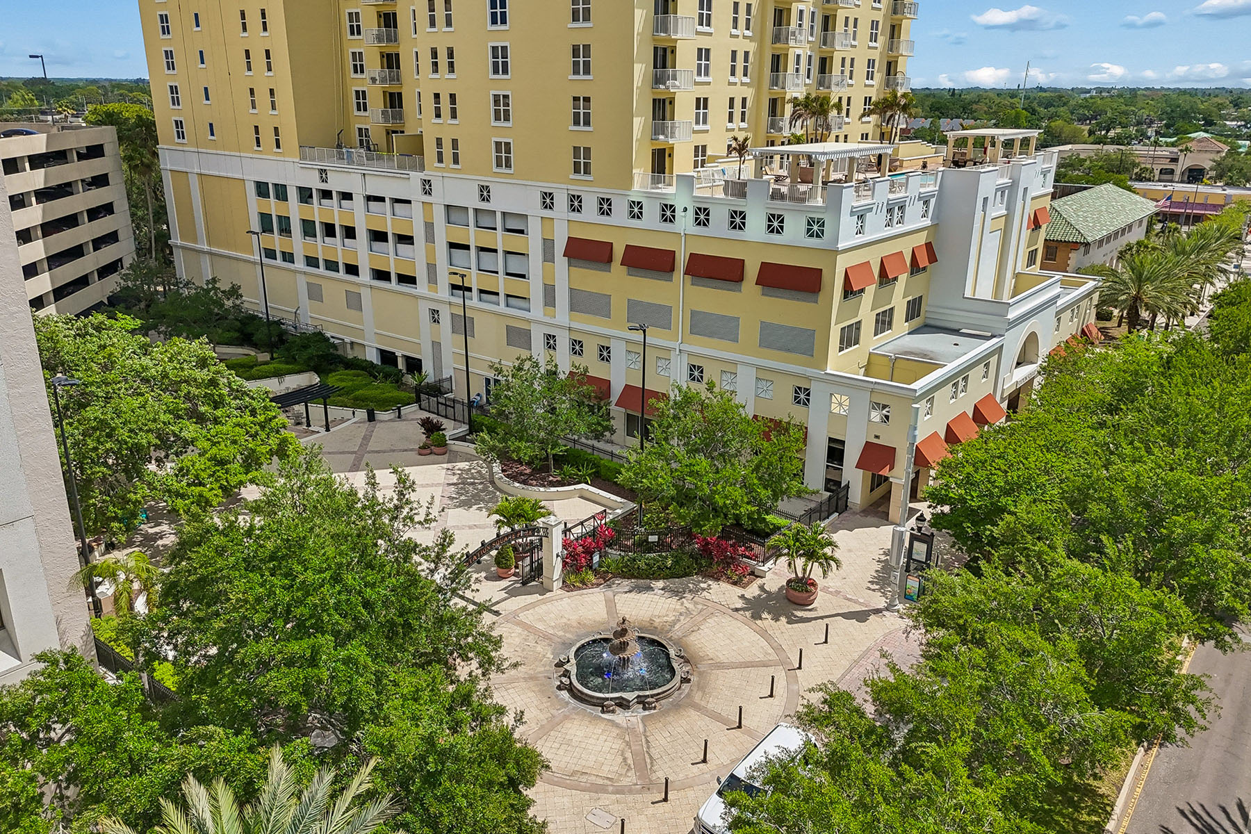  STATION SQUARE CONDO - 物件實景