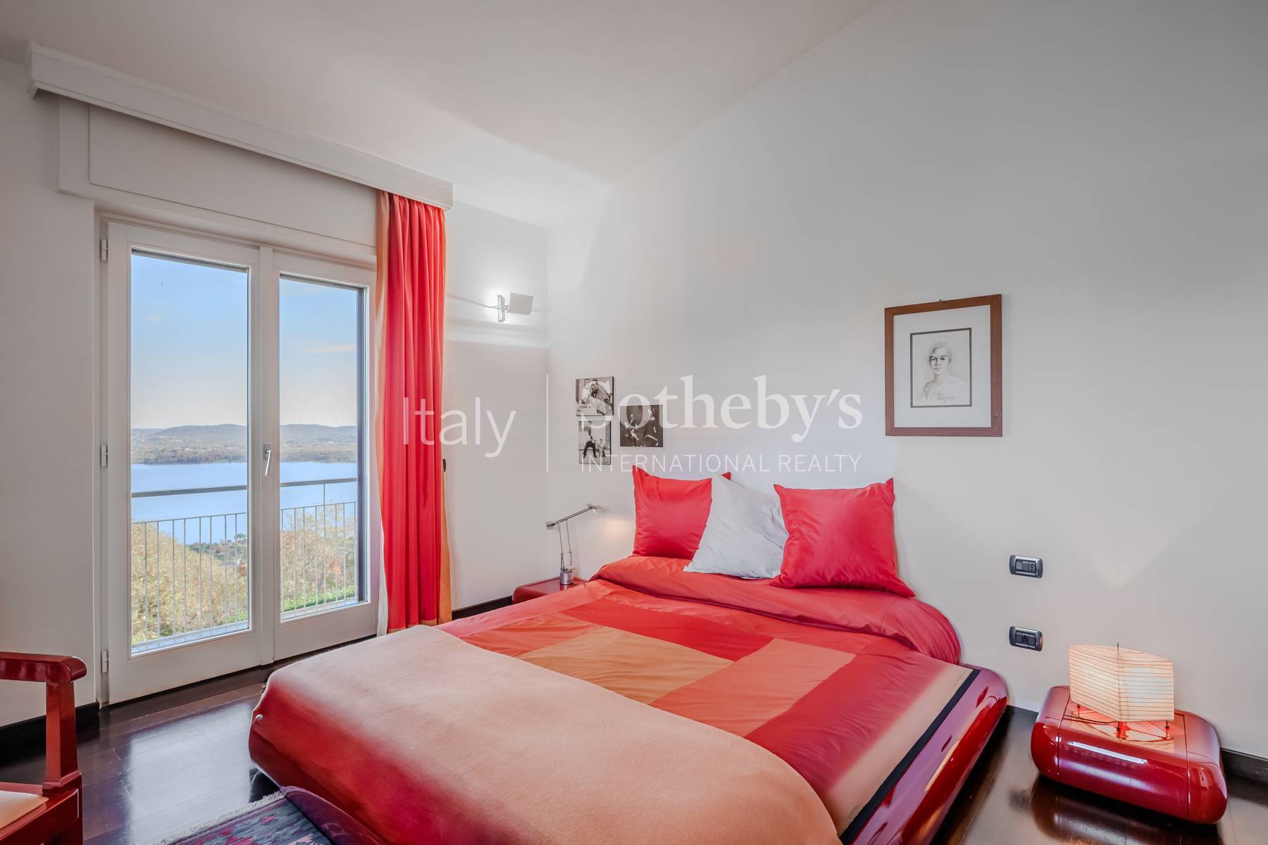  Villa with Lake Views and Gio Ponti Detailing - 物件實景