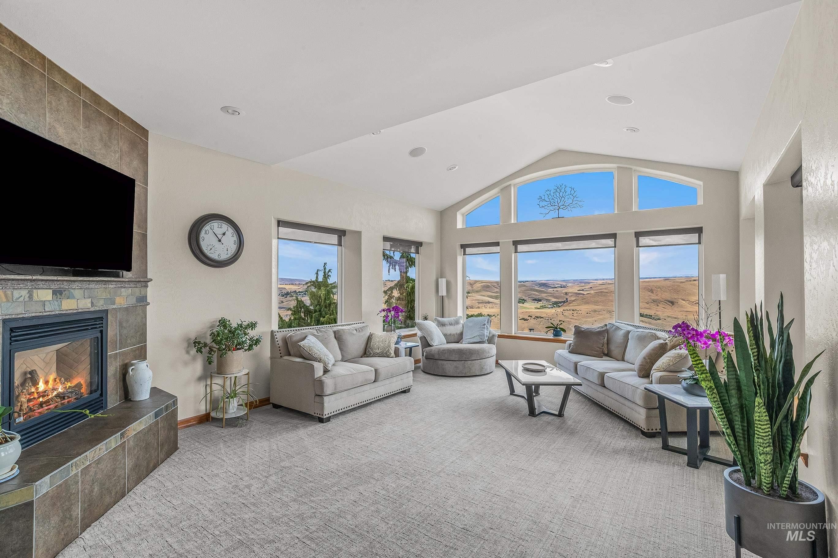 Clarkston, Washington, 99403, United States, 4 Bedrooms Bedrooms, ,3 BathroomsBathrooms,Residential,For Sale,1974298