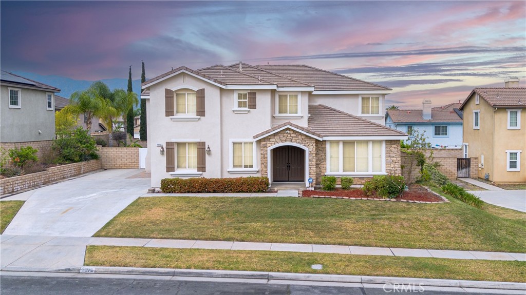 Corona, California, 92882, United States, 5 Bedrooms Bedrooms, ,3 BathroomsBathrooms,Residential,For Sale,2032195