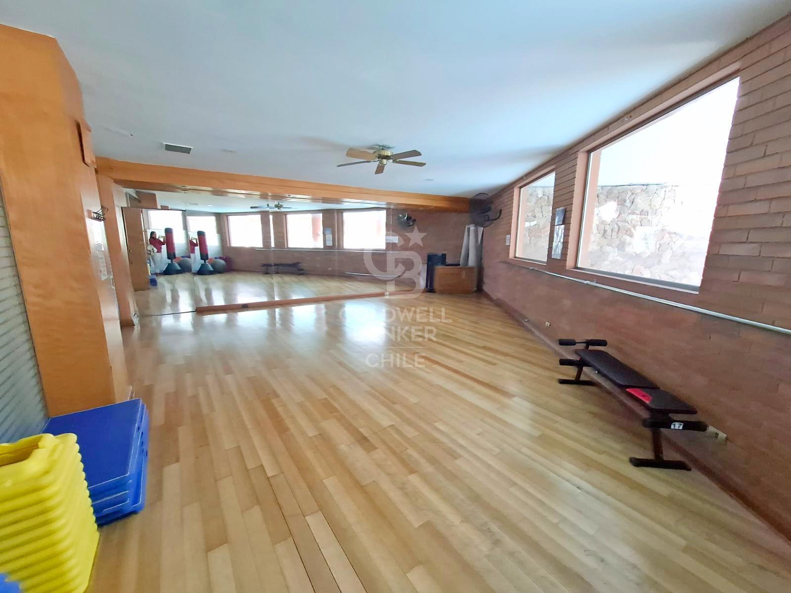 Vitacura, Chile, 5 Bedrooms Bedrooms, ,5 BathroomsBathrooms,Residential,For Sale,1691768