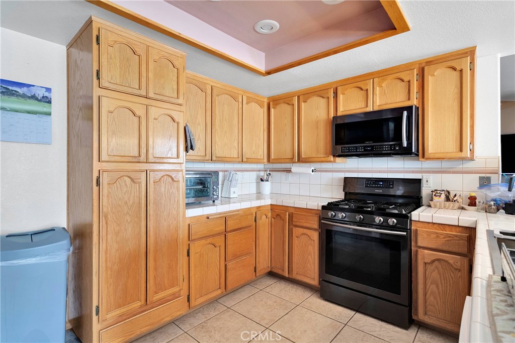 Apple Valley, California, 92307, United States, 4 Bedrooms Bedrooms, ,3 BathroomsBathrooms,Residential,For Sale,1795446