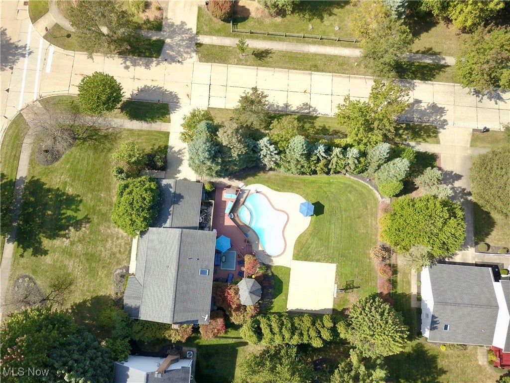 Solon, Ohio, 44139, United States, 4 Bedrooms Bedrooms, ,3 BathroomsBathrooms,Residential,For Sale,1981098