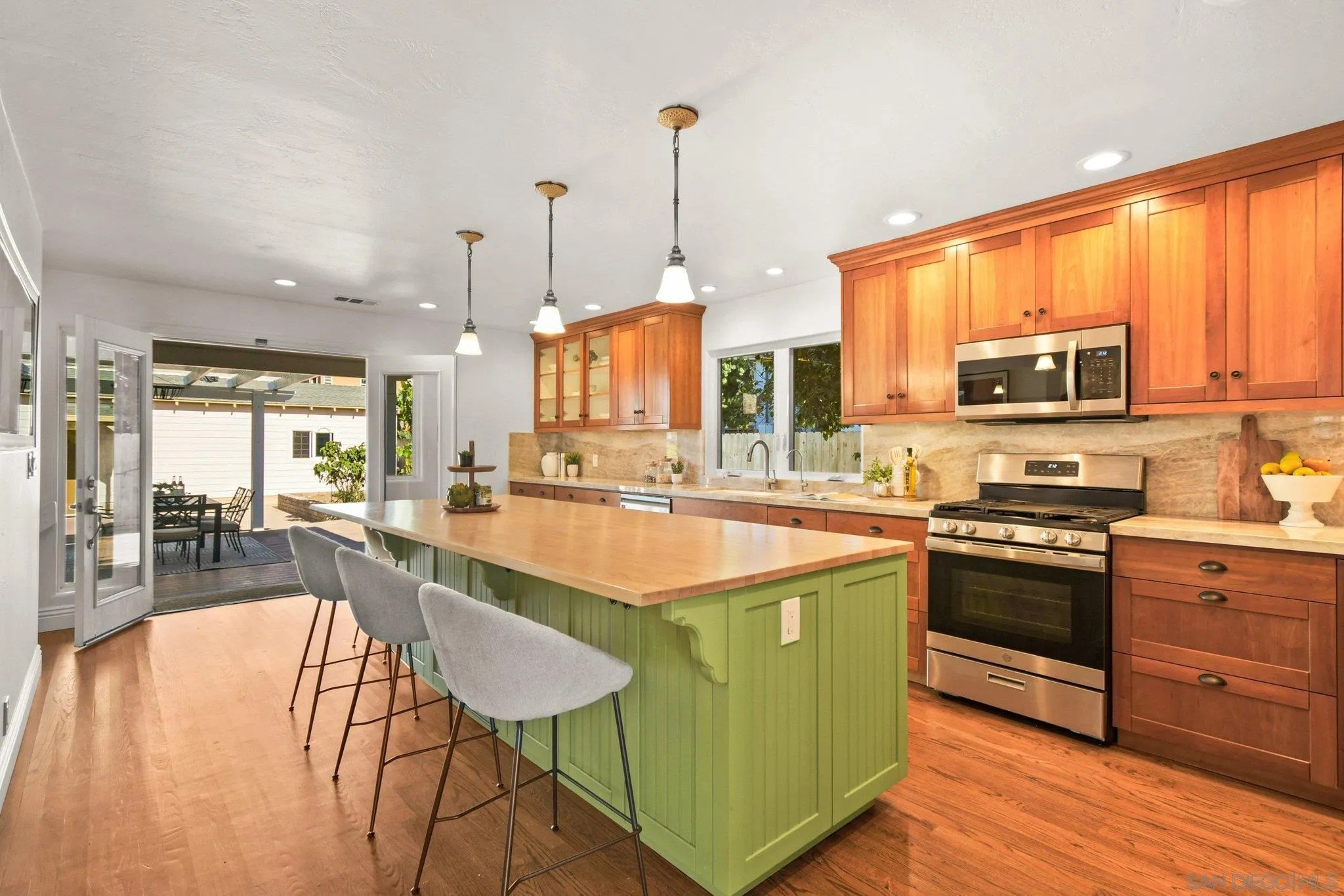 San Diego, California, 92107, United States, 3 Bedrooms Bedrooms, ,2 BathroomsBathrooms,Residential,For Sale,1988233