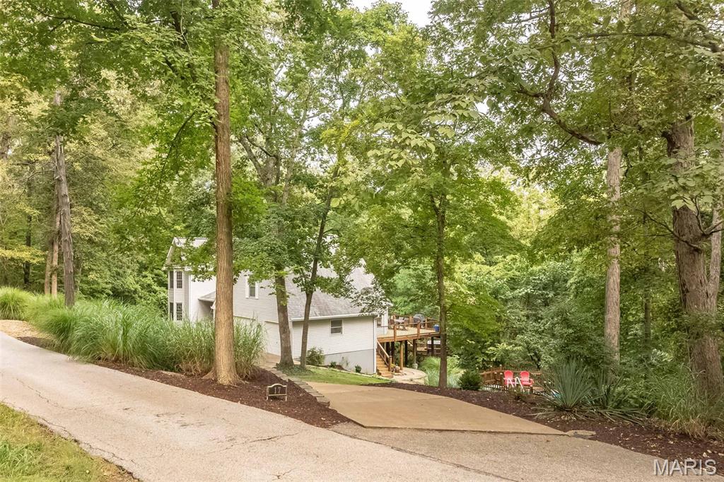 Eureka, Missouri, 63025, United States, 4 Bedrooms Bedrooms, ,4 BathroomsBathrooms,Residential,For Sale,1941693