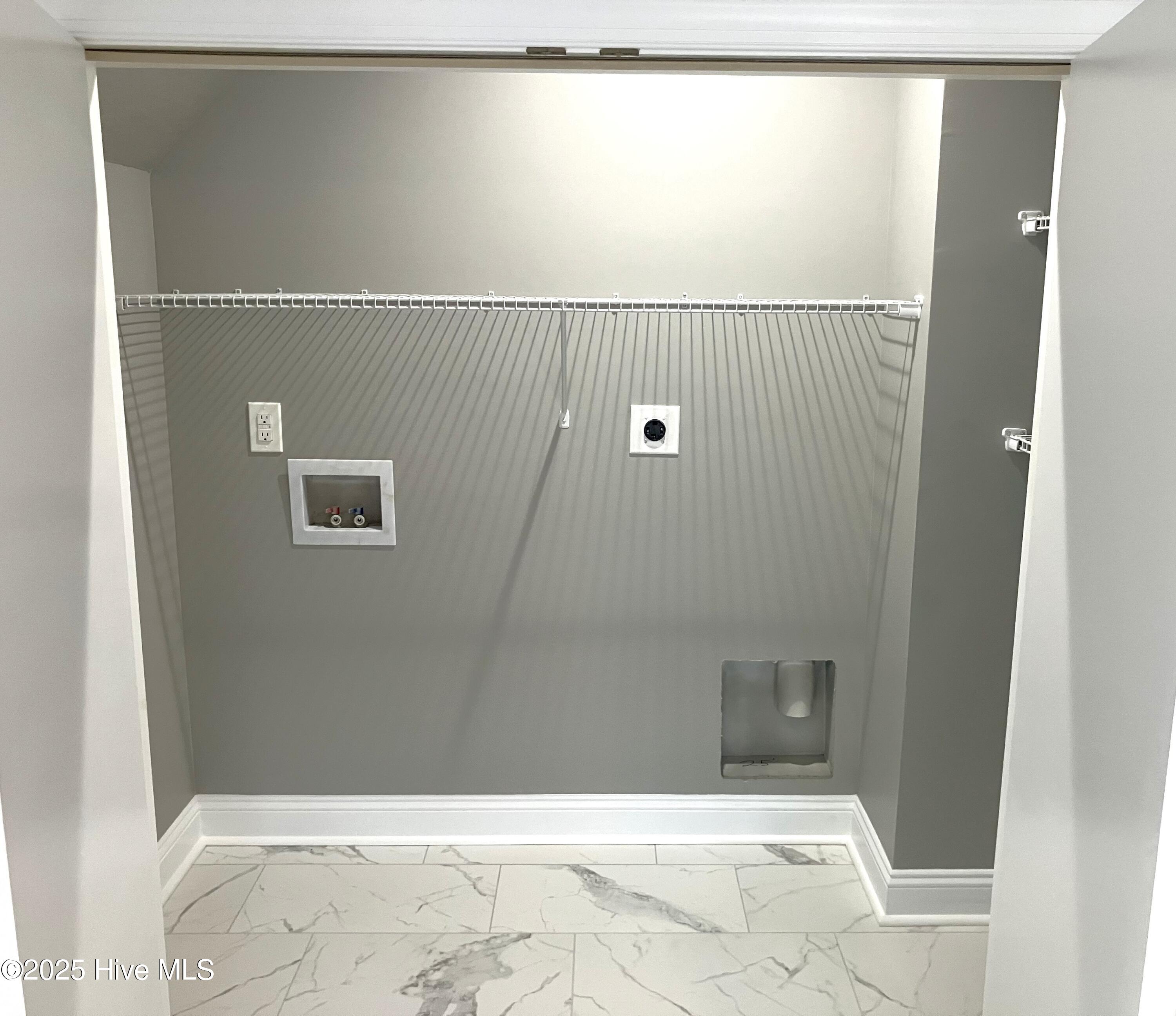 Jacksonville, North Carolina, 28546, United States, 5 Bedrooms Bedrooms, ,3 BathroomsBathrooms,Residential,For Sale,1980601