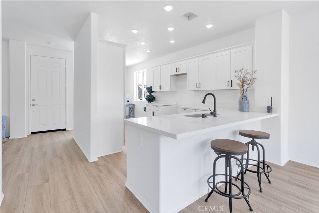 Victorville, California, 92395, United States, 3 Bedrooms Bedrooms, ,2 BathroomsBathrooms,Residential,For Sale,1865336