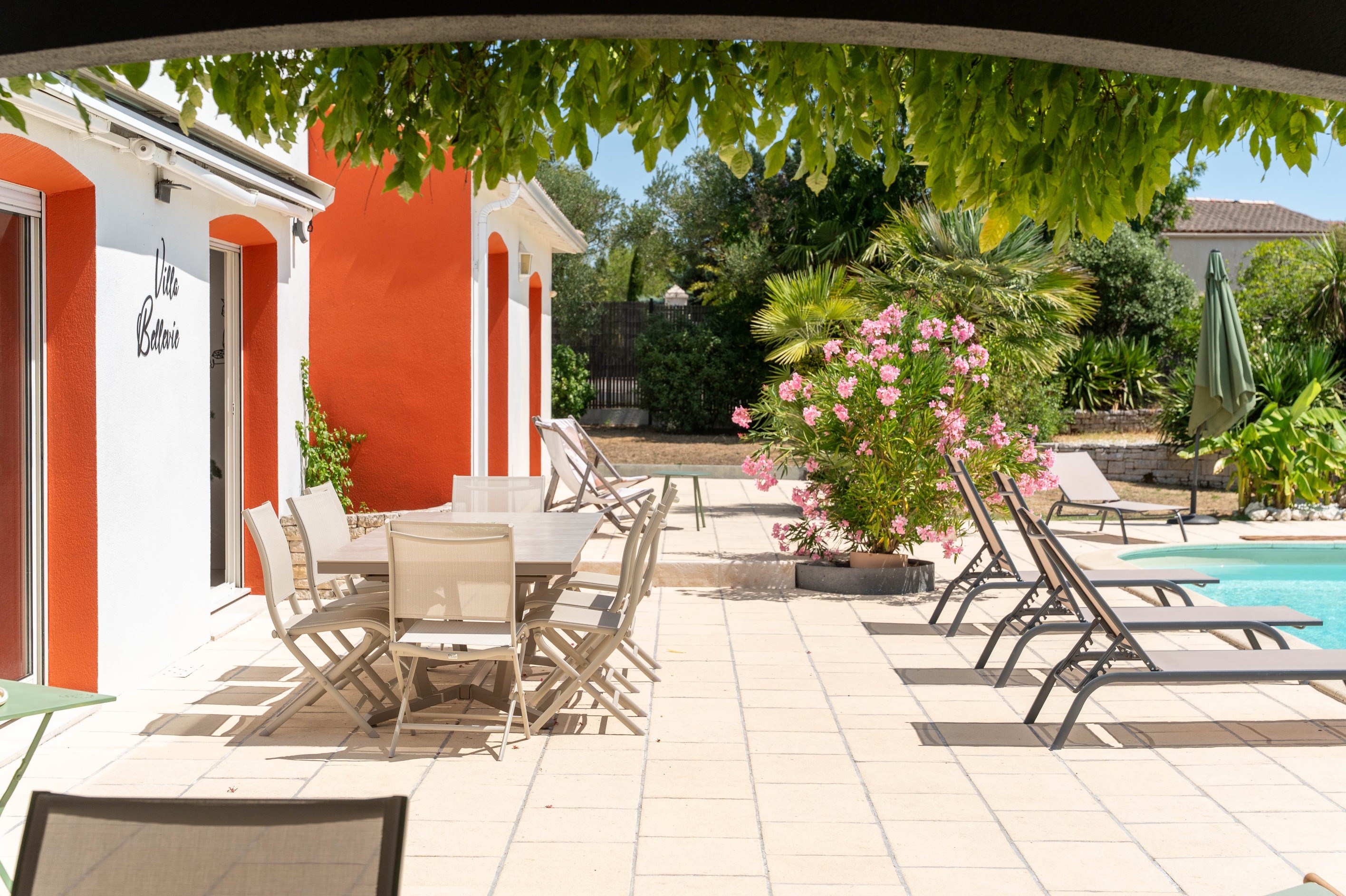  ELEGANT FAMILY HOME WITH POOL AND LANDSCAPED GARDEN NEAR ROYAN - 物件實景