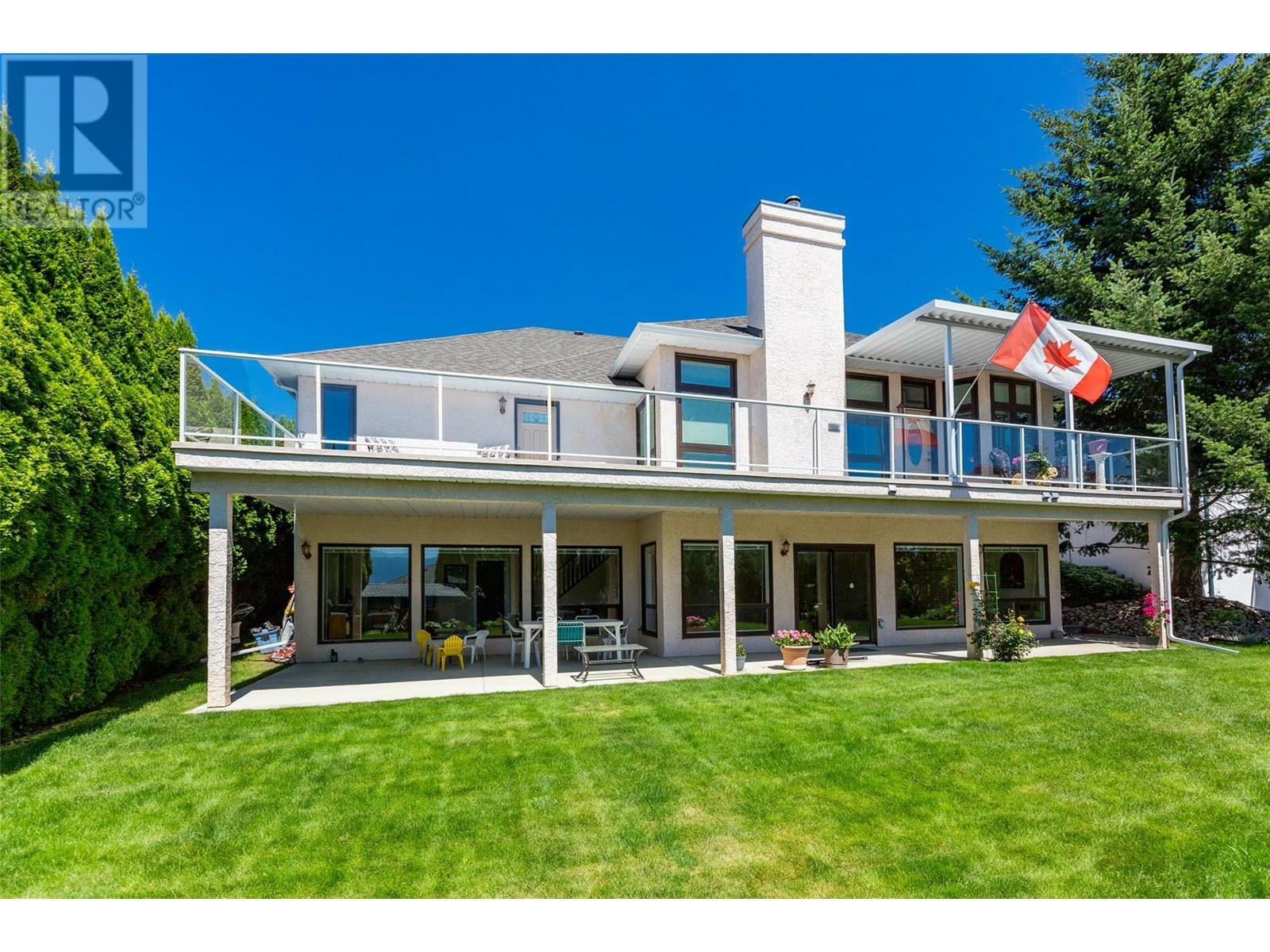 KELOWNA, British Columbia, V1V 1W2, CA, 4 Bedrooms Bedrooms, ,3 BathroomsBathrooms,Residential,For Sale,1882323