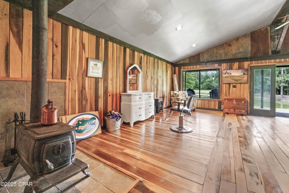 Malone, Florida, 32445, United States, 3 Bedrooms Bedrooms, ,3 BathroomsBathrooms,Residential,For Sale,1974883