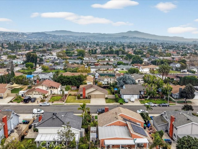 Tustin, California, 92780, United States, 4 Bedrooms Bedrooms, ,2 BathroomsBathrooms,Residential,For Sale,2012754