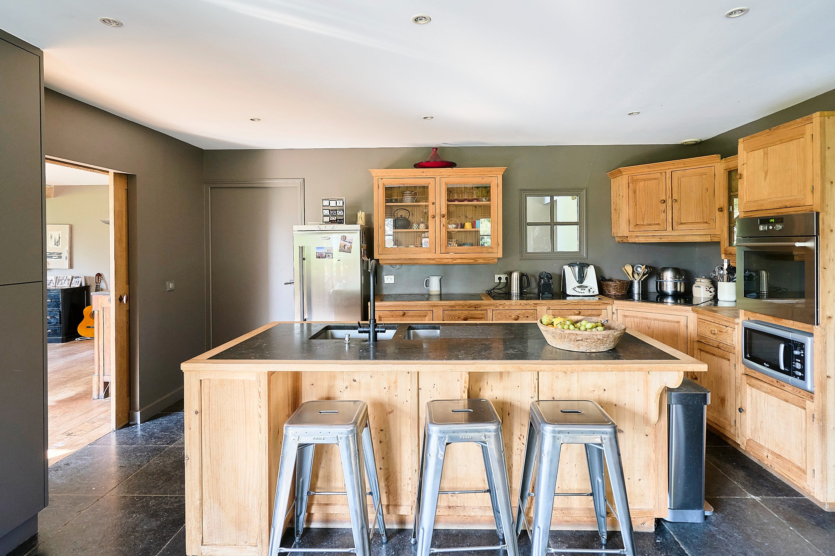  Substantial Property in Roncq Centre Ville - 300m² Living Space on 10,000m² Land - 物件實景
