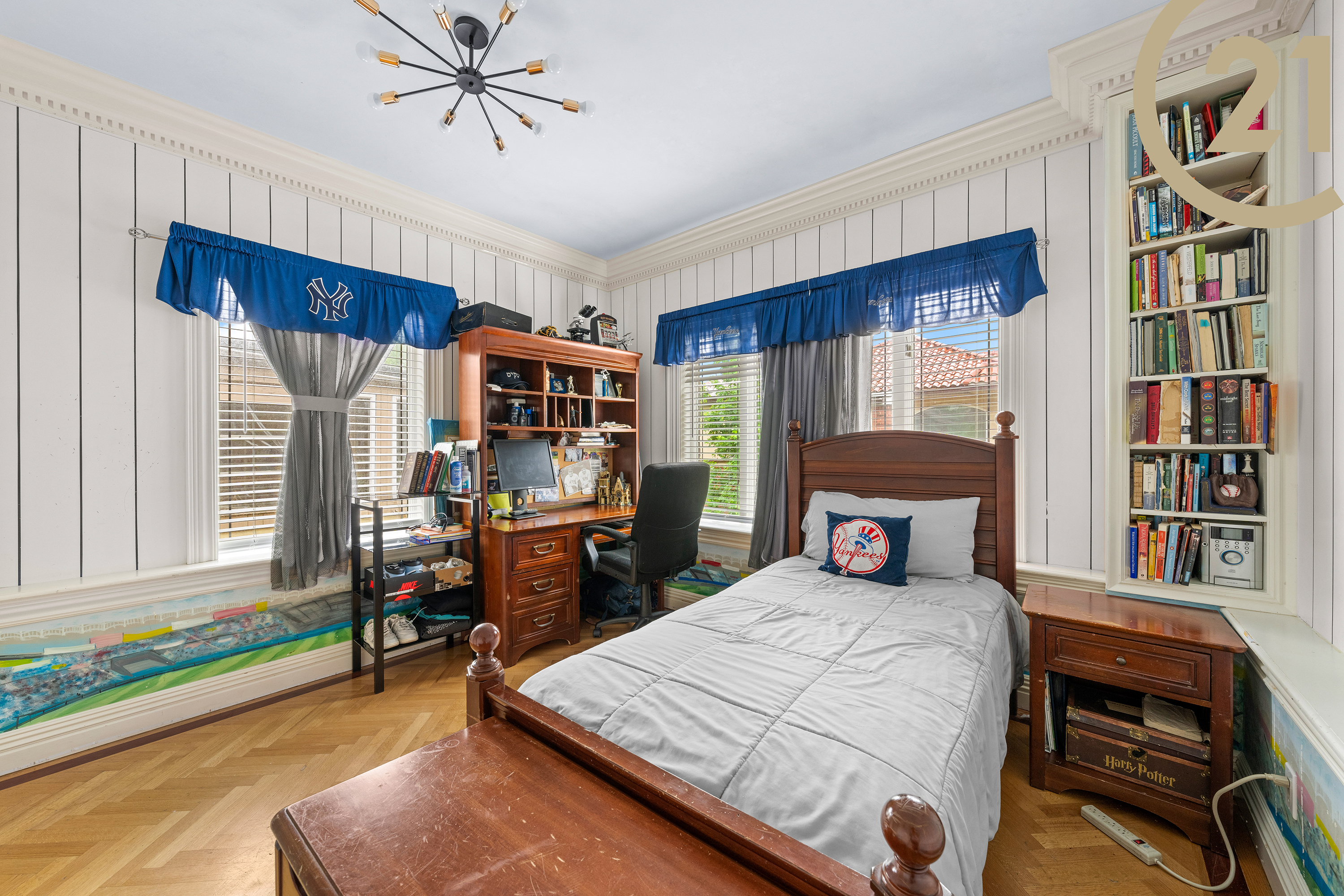 Brooklyn, New York, 11229, United States, 9 Bedrooms Bedrooms, ,6 BathroomsBathrooms,Residential,For Sale,1981070