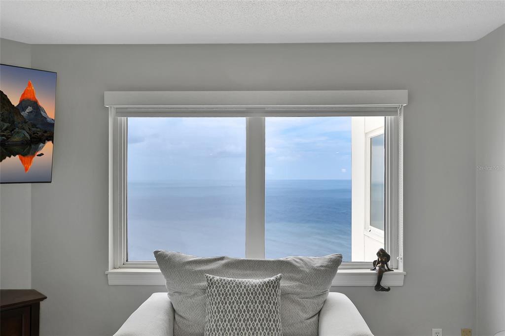 Daytona Beach Shores, Florida, 32118, United States, 2 Bedrooms Bedrooms, ,2 BathroomsBathrooms,Residential,For Sale,1906668