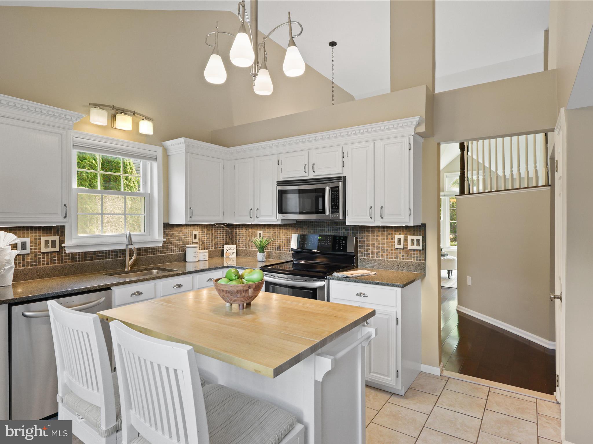 Herndon, Virginia, 20171, United States, 3 Bedrooms Bedrooms, ,3 BathroomsBathrooms,Residential,For Sale,1938418