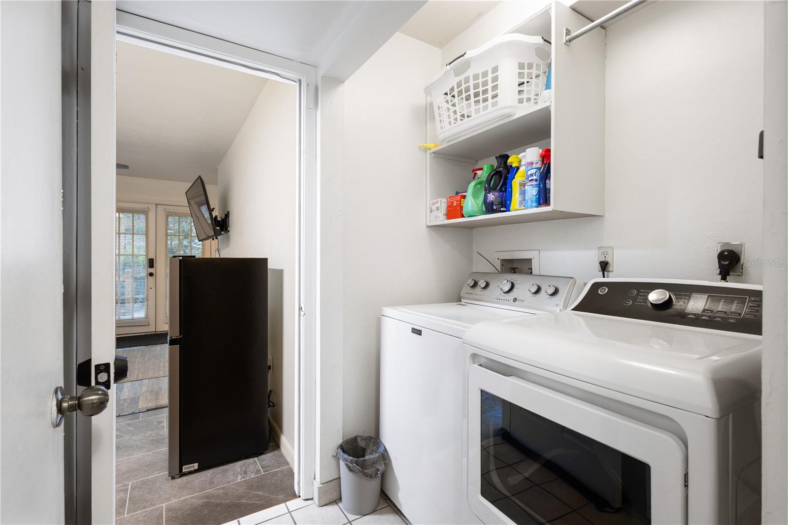 Gainsville, Florida, 32607, United States, 5 Bedrooms Bedrooms, ,4 BathroomsBathrooms,Residential,For Sale,2014852