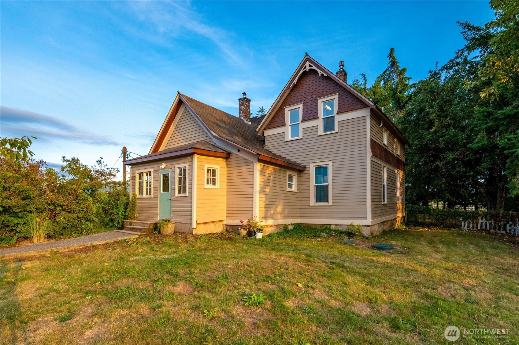 Bellingham, Washington, 98226, United States, 3 Bedrooms Bedrooms, ,2 BathroomsBathrooms,Residential,For Sale,1917195