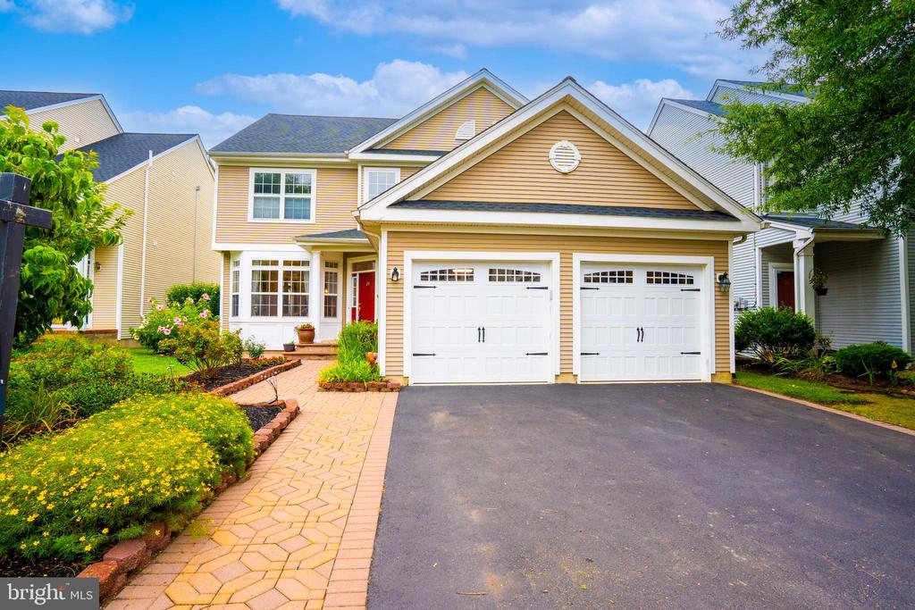 Plainsboro, New Jersey, 08536, United States, 4 Bedrooms Bedrooms, ,3 BathroomsBathrooms,Residential,For Sale,1900525