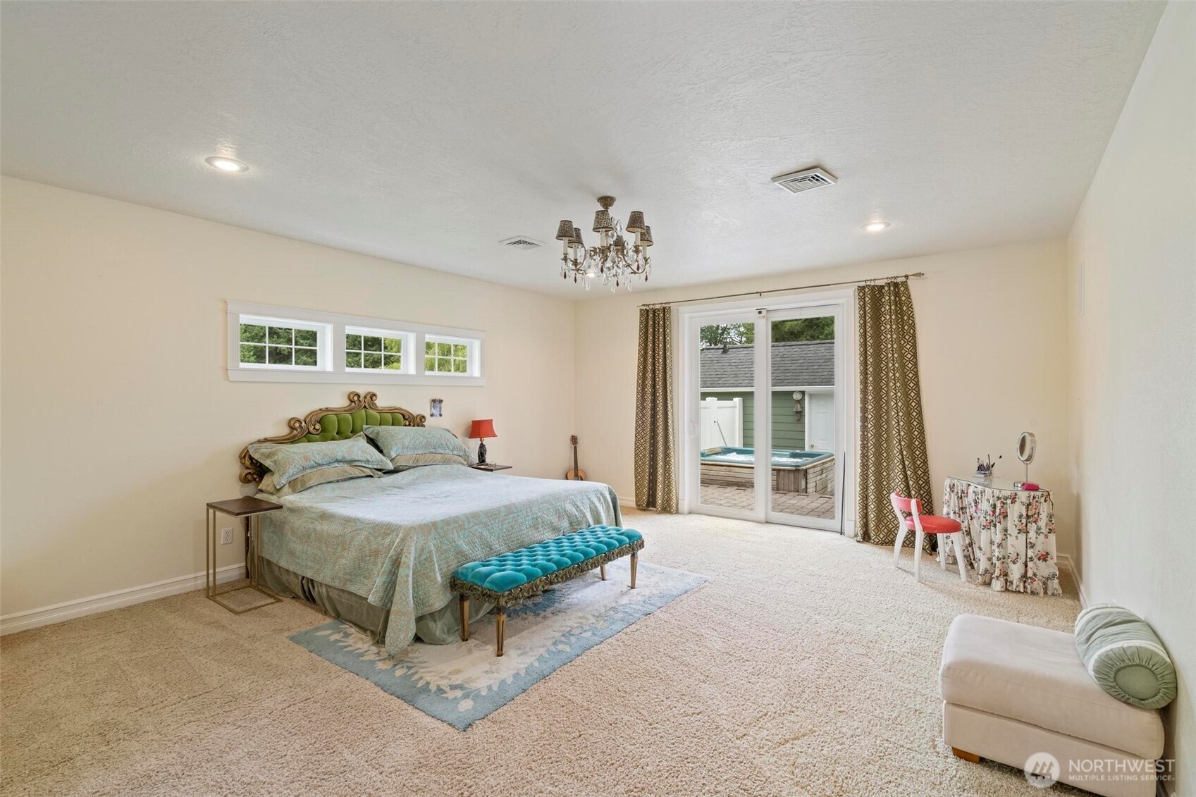 Centralia, Washington, 98531, United States, 3 Bedrooms Bedrooms, ,3 BathroomsBathrooms,Residential,For Sale,1983563